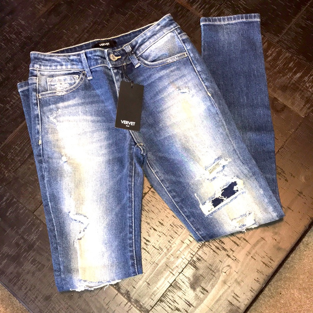 NWT Vici Doll Jeans✨